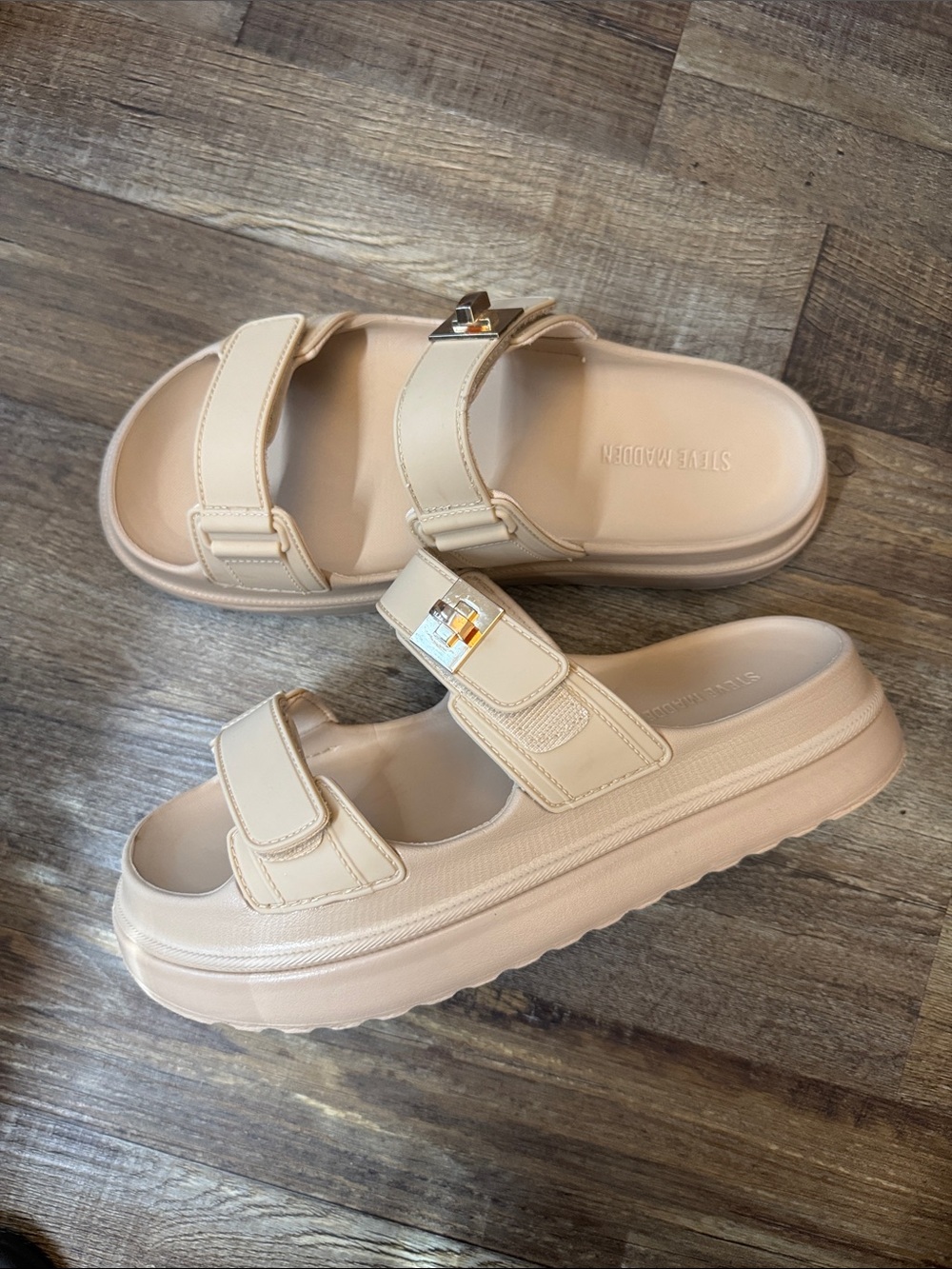Steve Madden Beige Platform Slide Sandals with Buckle